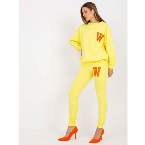 Fashion Hunters Yellow two-piece sweatshirt set with pants Slike
