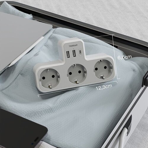  Vtičnica z USB 3xAC 2xUSB-A, USB-C (Brez stikala) Slike