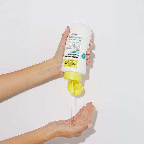 Yellow Professional Scalp Care Rebalancing Shampoo čistilni &amp;scaron;ampon za mastno lasi&amp;scaron;če 500 ml Slike