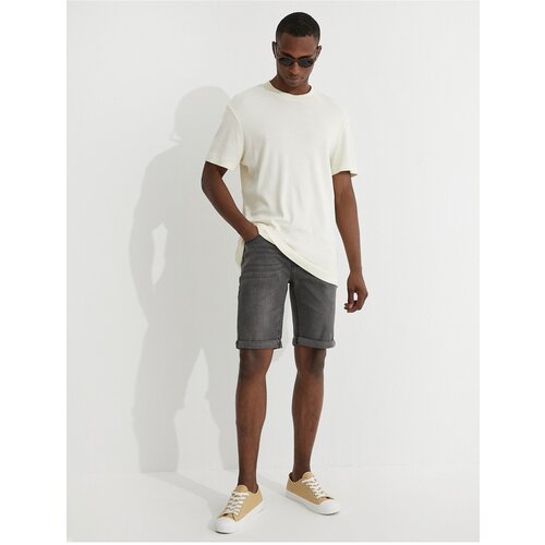 Koton Shorts - Gray - Normal Waist Slike