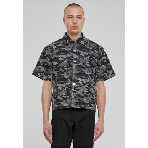 UC Men Men's shirts with print - camouflage/grey Cene