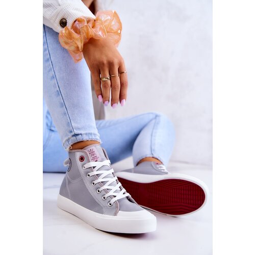 Kesi Women&amp;#039;s high sneakers Cross Jeans JJ2R4057C gray Slike