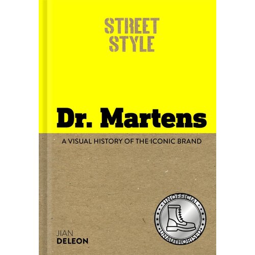 Bonnier Jian DeLeon - Street Style: Dr. Martens Slike