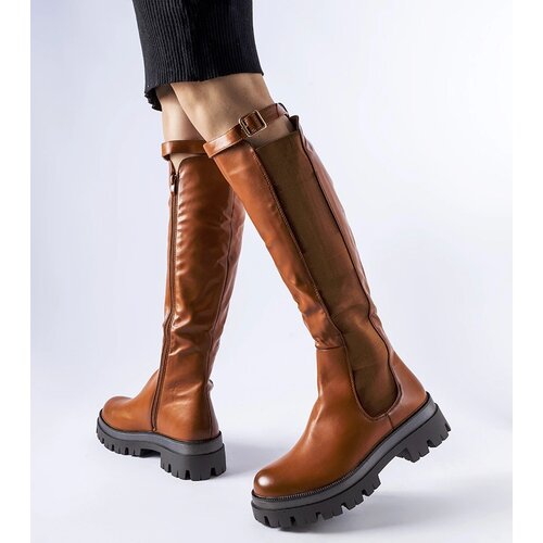 Gemre Brown massive boots decorated with a strap Stuart Cijene