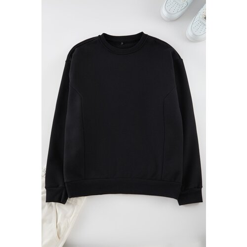 Trendyol Black Oversize/Wide Cut Thick Sweatshirt with Label and Stitching Detail Cene