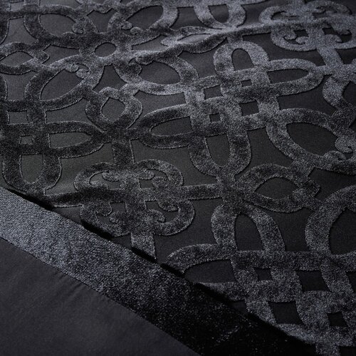 Catherine Lansfield Črna žametna podalj&amp;scaron;ana posteljnina za zakonsko posteljo 230x220 cm Lattice Cut &amp;ndash; Slike