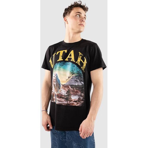 Dravus Utah T-shirt washed black Cene