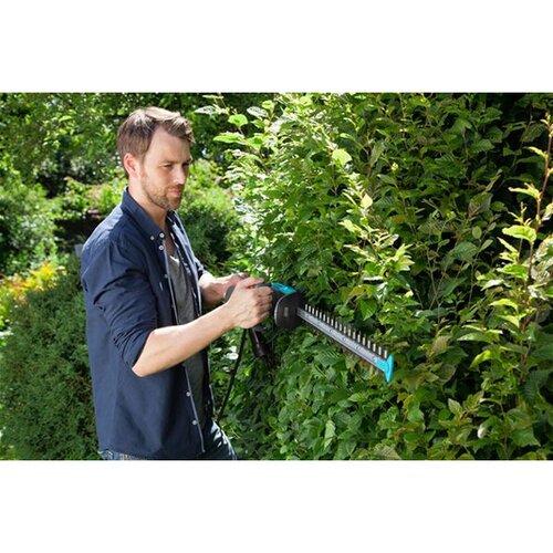 Gardena električne &amp;scaron;karje za živo mejo gardena easycut 500/55 (500 w, dolžina rezila 55 cm, razmak med zobmi 18 mm, teža 2,7 kg) Slike