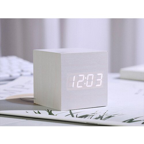 Generic Led lesena ura, (21132467) Cene