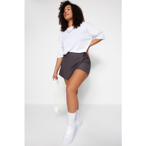 Trendyol Curve Plus Size Shorts &amp;amp; Bermuda - Gray - High Waist Slike
