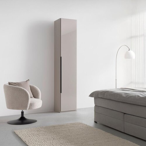 Premium Living Omara S Klasičnimi Vrati New York, Sivobež Slike