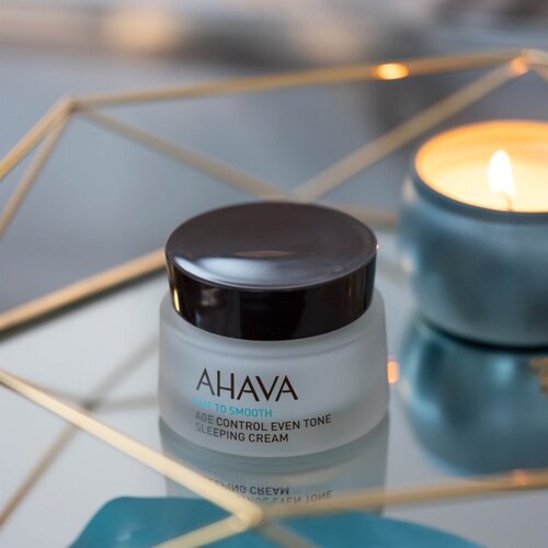 Ahava Time To Smooth posvetlitvena nočna krema proti prvim znakom staranja kože 50 ml Slike