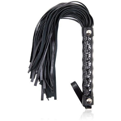 Ohmama Fetish Diamond Pattern Flogger Black Cene