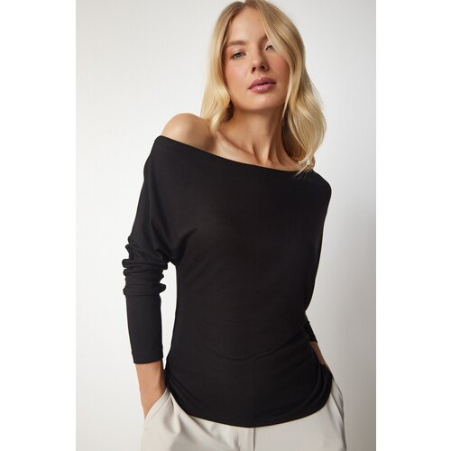  Women's Black Boat Collar Knitwear Blouse Cijene