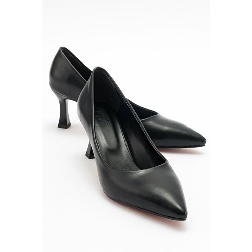 LuviShoes Women's PEDRA Black Skin Heeled Shoes Slike