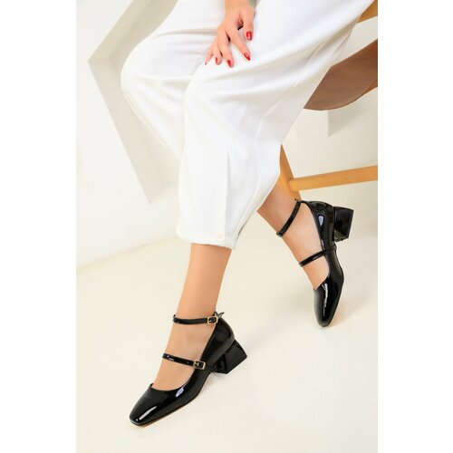 Soho Women's Black Patent Leather Classic Heeled Shoes 18581 Slike