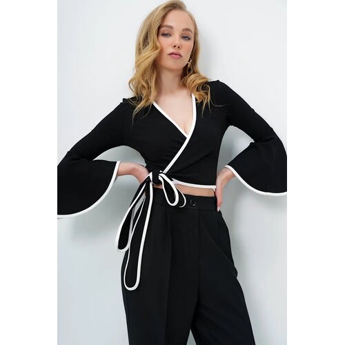 Trend Alacati Stili Ženska bluza 3/4 rukava Alc-X13893, V-izrez, Crna Cene