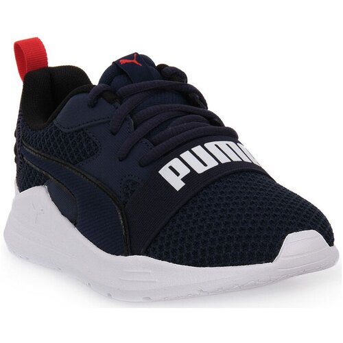 Puma Modne superge 03 WIRED RUN PURE Črna Cene