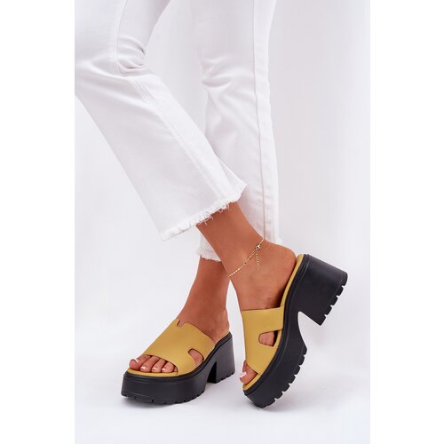 Boto Ladies Platform Slippers With A Chunky Heel Yellow Rizana Slike