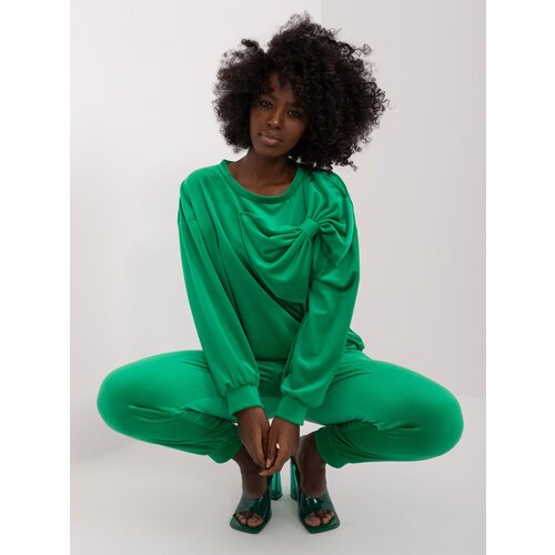 Fashion Hunters Green casual velour set with sweatshirt Slike