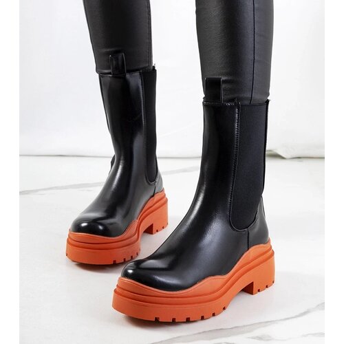 D/CEO Black patent leather insulated boots Campi Cene