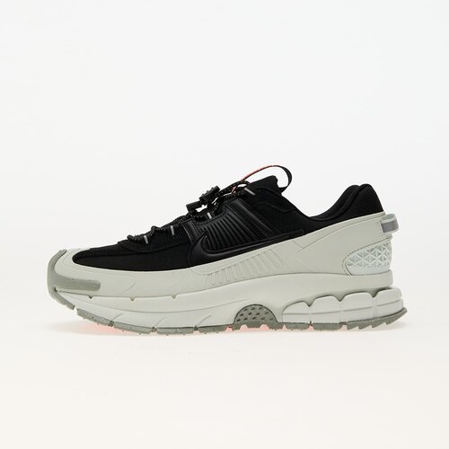 Nike Vomero roam Cene