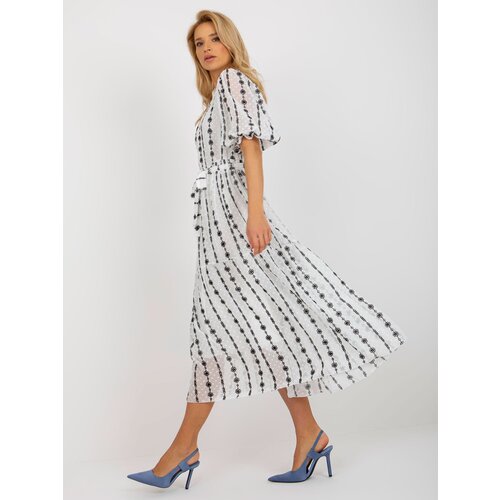 Fashion Hunters White and black flared dress with ruffles Slike