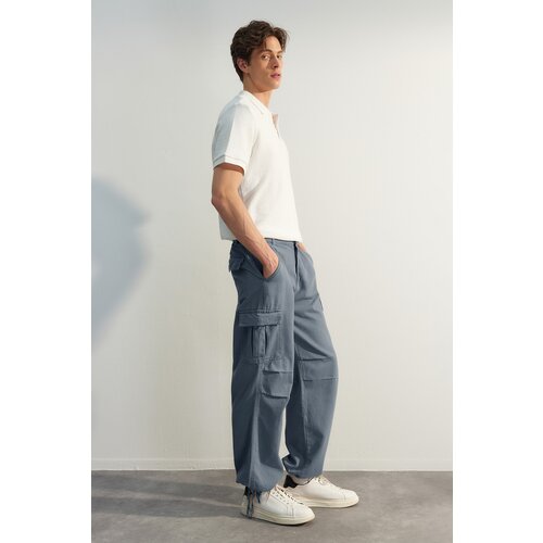 Trendyol Navy Blue Men's Loose Fit Trousers Cene