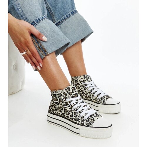 D/CEO Black trainers Beat Slike