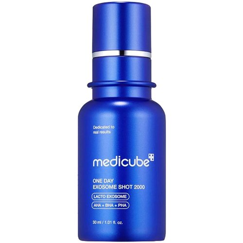 MEDICUBE One Day Exosome Shot 2000 intenzivni regeneracijski serum za posvetlitev in zgladitev kože 30 ml Slike