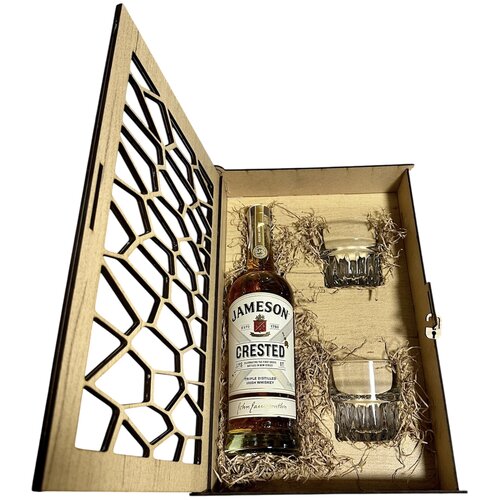 Jameson Crested Gift Box 2 ča&amp;scaron;e - model saće Slike