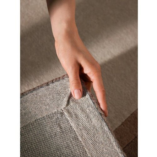 Villeroy Boch Rjava/kremno bela volnena preproga 200x290 cm Rowan &amp;ndash; Slike