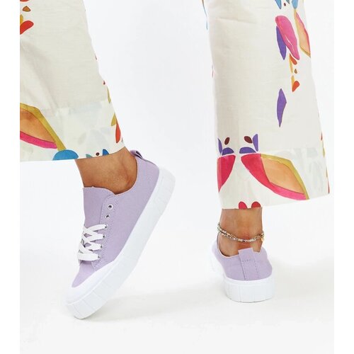 D/CEO Black trainers Beat Slike