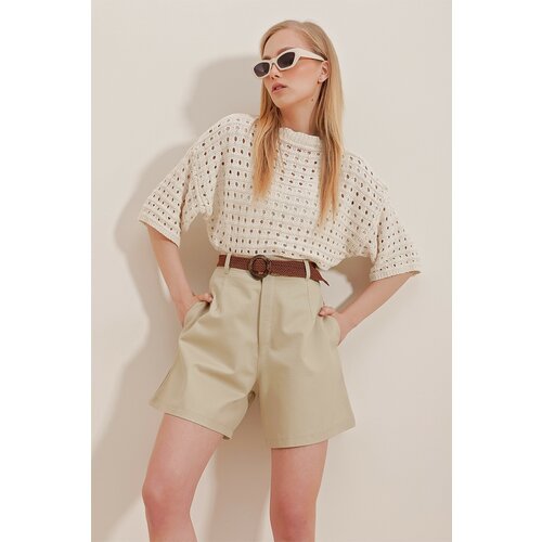 Trend Alaçatı Stili shorts - beige - normal waist Slike