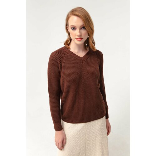 Lafaba Women's Brown V-Neck Knitwear Sweater Slike
