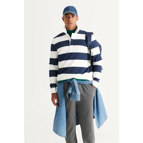 AC&Co / Altınyıldız Classics Men's Ecru-Navy Blue Standard Fit Normal Cut Inner Fleece 3 Thread Polo Neck Cotton Sweatshirt