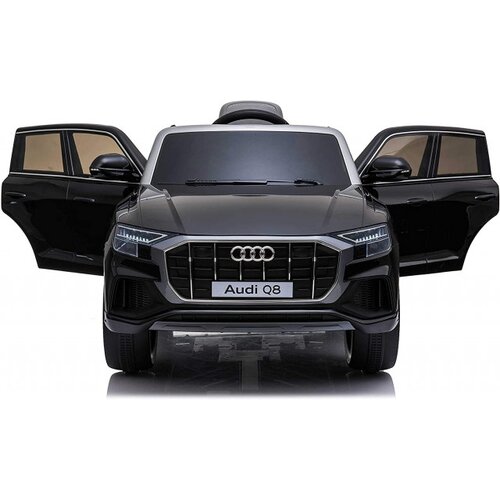  auto na akumulator crni licencirani audi Q8 model 260 Slike