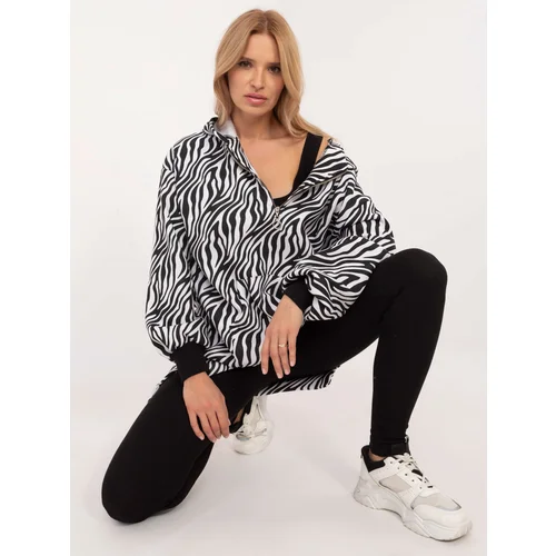 Fashionhunters Black and white three-piece set with a printed sweatshirt