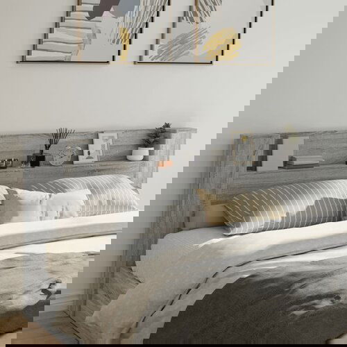 VidaXL Ormarić za uzglavlje LED sivom sonomom 220x16,5x103,5 cm Slike