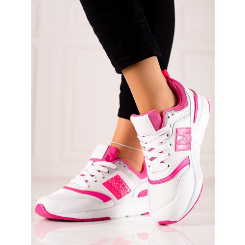 TRENDI CASUAL SPORTS SHOES Slike