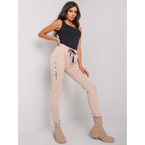 Fashion Hunters Women&amp;#039;s beige sweatpants made of cotton Slike