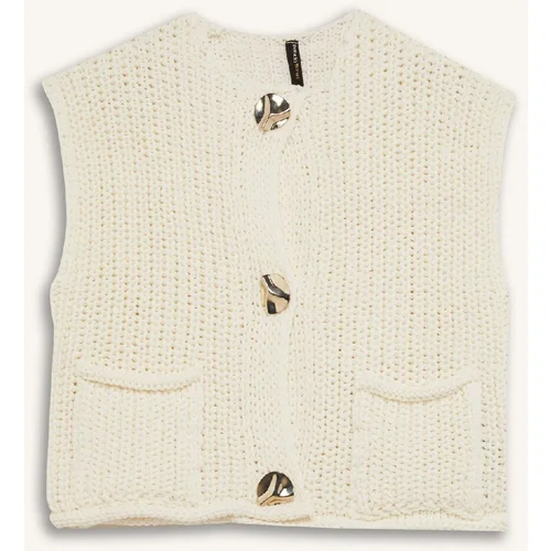 Defacto Relax Fit Button Closure Pocket Knit Vest