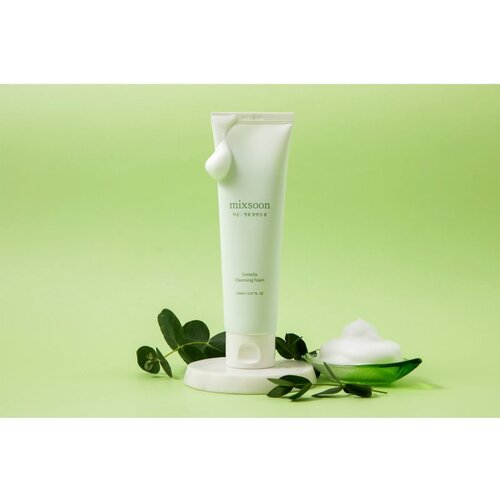 Mixsoon Centella pomirjevalna čistilna pena za občutljivo kožo 150 ml Slike