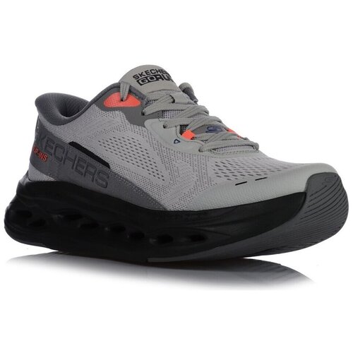Skechers Nizke superge Max Cushioning Glide-Step Črna Slike