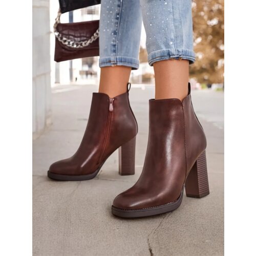 Resti Women's boots on the Erozi heel Cene
