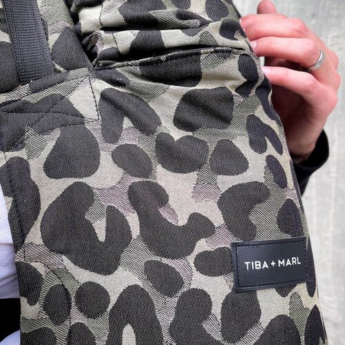 Tiba+Marl ergonomska nosiljka isara&amp;reg; quick full buckle camo Slike