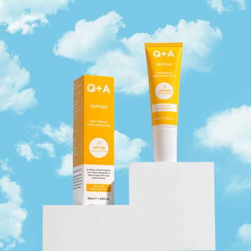 Q+A Peptide za&amp;scaron;čitna krema za obraz SPF 50 50 ml Slike