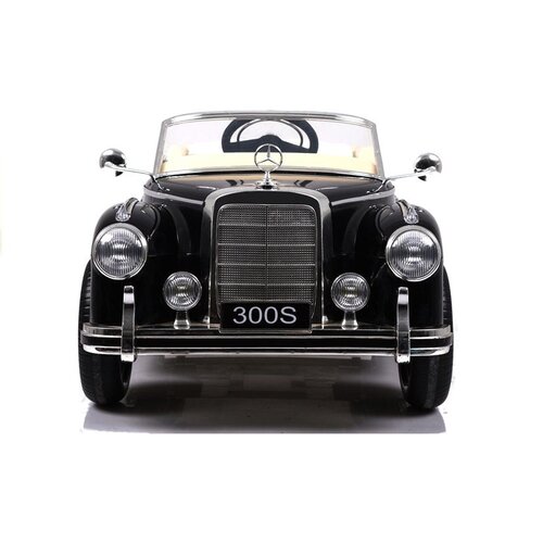  Licencirani auto na akumulator Mercedes 300S - crni/lakirani Slike