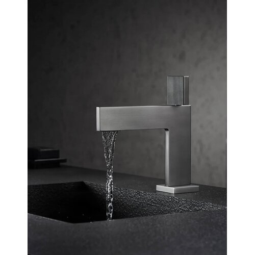 ELITE EDITION Luksuzna armatura za kopalnico BS1420 | Pipa &amp;mdash; Gunmetal siva Slike