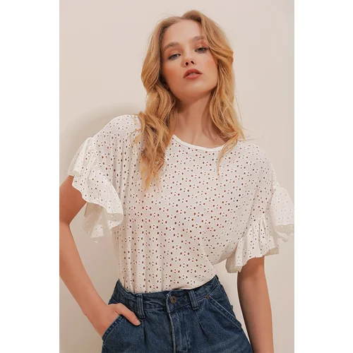 Trend Alaçatı Stili Blouse - White - Regular fit